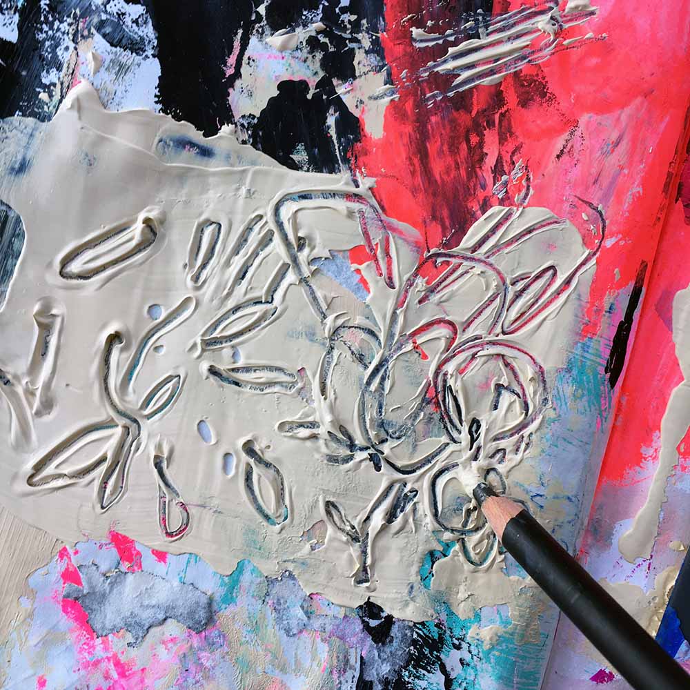 Level up your art by drawing into wet paint Get Messy